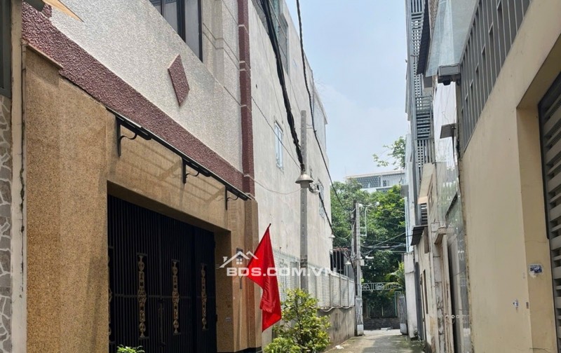 Bán nhà Trường Chinh, xe hơi đỗ cửa, 70m2, 4 tầng chỉ 9.8 tỷ