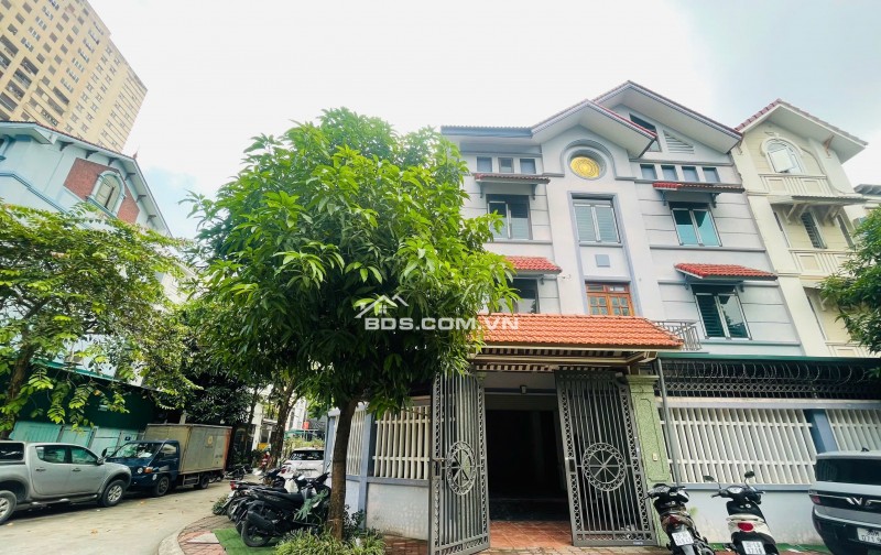 CHO THUÊ BIỆT THỰ LIỀN KỀ INTRACOM – 66 TRUNG VĂN, LÔ GÓC 2 MẶT THOÁNG. LH:0921209888