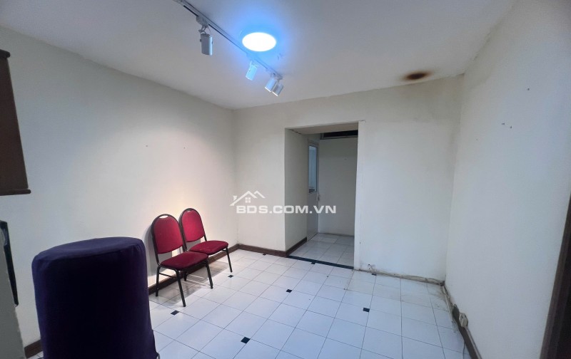 Cần cho thuê nhà tập thể phố Phạm Ngọc Thạch, gần Kim Liên