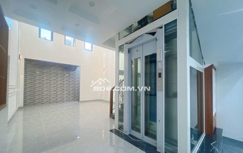 ÁN NHÀ MỚ XÂY GẦN CHỢ HIỆP BÌNH – ĐẶC BIỆT CÓ THANG MÁY.