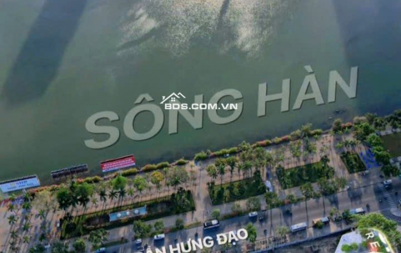 Capital Square nằm trên 4 mặt tiền đường View trực diện sông Hàn