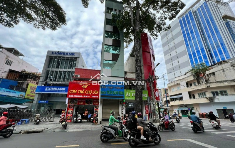 Siêu tòa nhà dòng tiền tốt đường Trần Quang Khải, giá siêu hiếm!!!