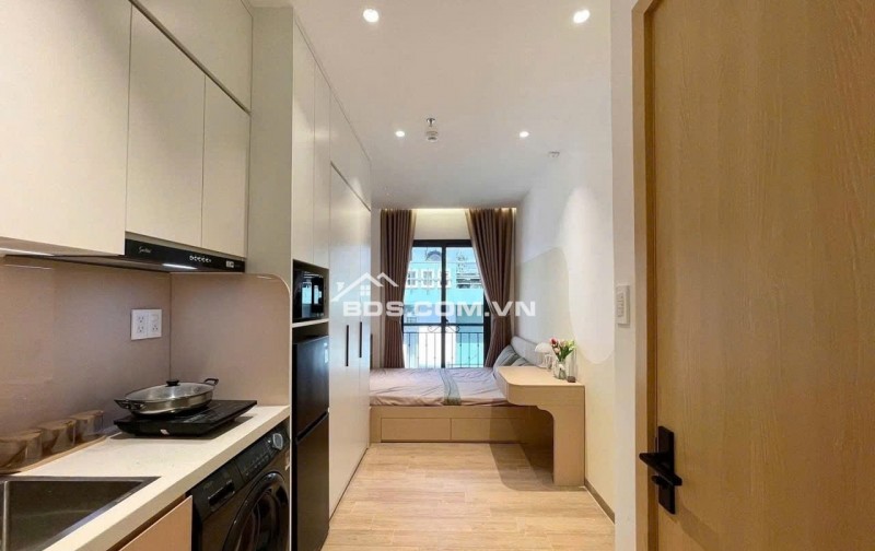 Chỉ 16.9 tỷ có CHDV 6 lầu mới tinh HXH Cống Lở ngang 5.3m 106m2 17PN DT 90tr gần ga T3.