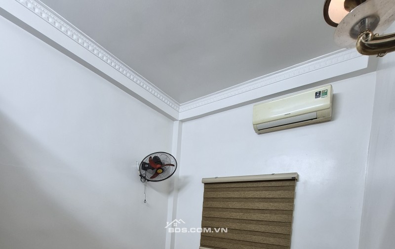 BÁN NHÀ 1.75 TỶ 2 TẦNG 45M2 NGÕ CỰC NGẮN SAU TRƯỜNG NGUYỄN HUỆ