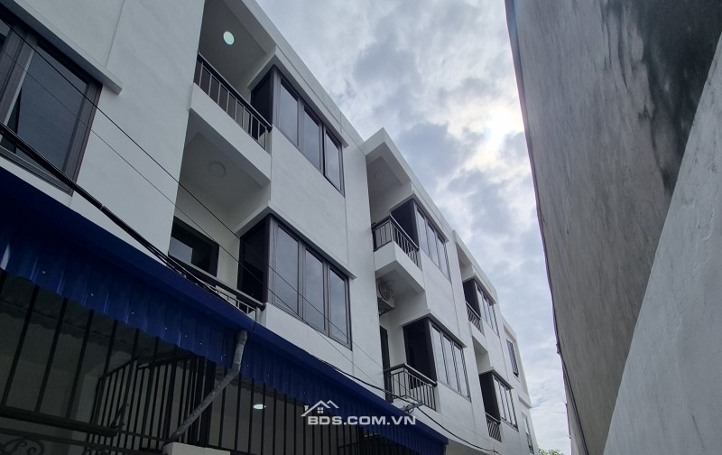 BÁN NHÀ ĐẸP 2.45 TỶ 3 TẦNG 52M2 ( TÂY NAM ) KHU SINH THÁI ĐẦM BÉT