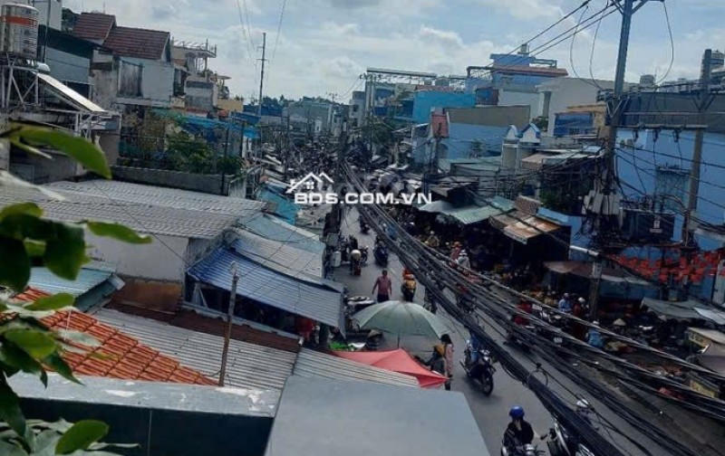 Bán nhà Mặt Tiền ngay chợ sáng Bùi Minh Trực P5 Q8