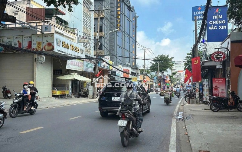 Nhỉnh 18 tỷ có 180m2 ngang 6m đất trống xây hầm+7 tầng TL đường 20m Thống Nhất gần Lotte.