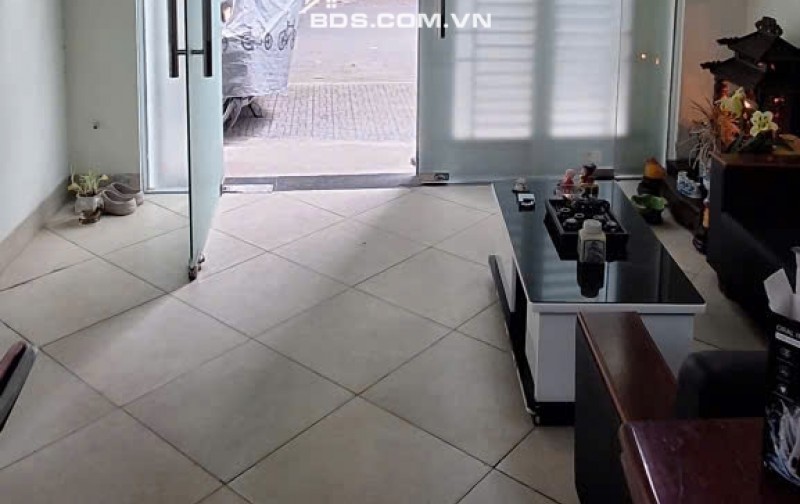 Cho thuê tầng 1 và tầng lửng để kinh doanh, làm văn phòng
