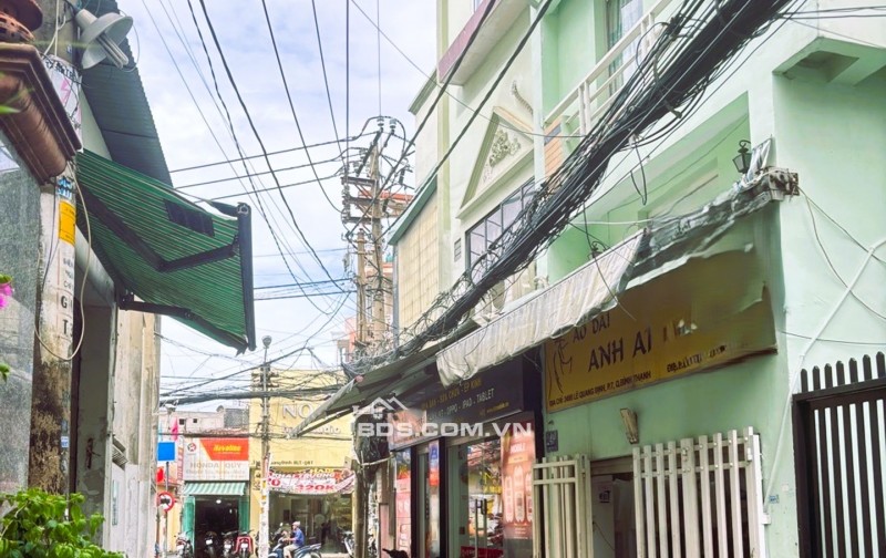 Bán nhà cũ 80m2 nở hậu hẻm 251 Lê Quang Định Bình Thạnh hạ 2tỷ còn 5.5tỷ