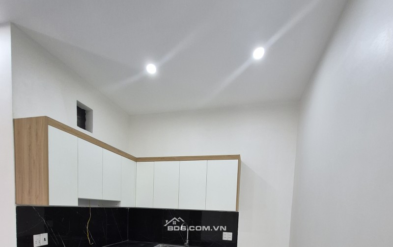BÁN NHÀ ĐẸP GIÁ RẺ 1.55 TỶ 2 TẦNG 54M2 NGÕ TRẦN QUANG KHẢI