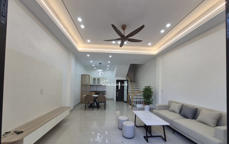 BÁN NHÀ ĐẸP 2.05 TỶ 3 TẦNG 45M2 NGÕ THẲNG NGẮN ĐƯỜNG VĂN CAO