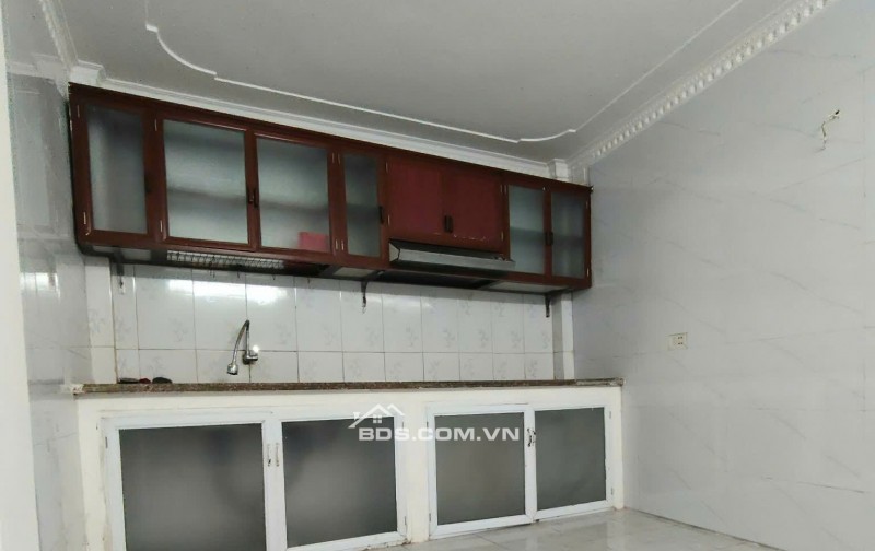 BÁN NHÀ ĐẸP 1.38 TỶ 2.5 TẦNG 36M2 ( ĐÔNG BẮC ) NGÕ ĐƯỜNG 19/5