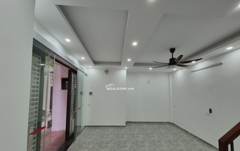 BÁN NHÀ ĐẸP 2.15 TỶ 3 TẦNG 40M2 ( TÂY BẮC ) NGÕ TRẦN ĐĂNG NINH
