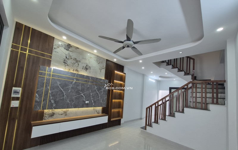 BÁN NHÀ ĐẸP 2.45 TỶ 3 TẦNG 52M2 ( TÂY NAM ) KHU SINH THÁI ĐẦM BÉT