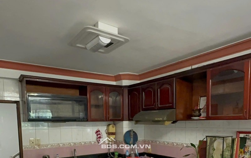 Cho thuê nhà 62/1 Xóm Đất P8 Q11 hẻm 3m, Đúc 3.5 tấm