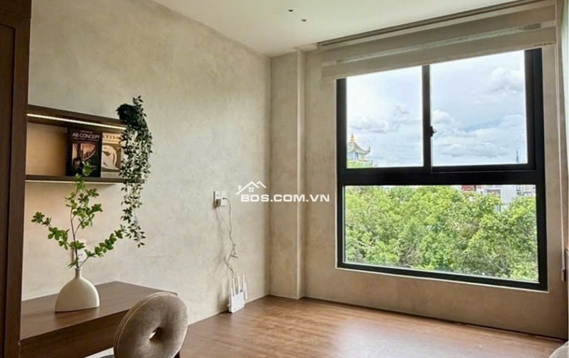 CHDV hẻm 254 Dương Quảng Hàm 150m2 ngang 5m 21PN 6 lầu T.máy TN 110tr gần Vin 19.5 tỷ.