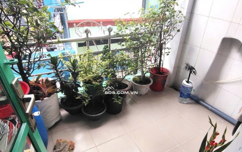 NHÀ GẦN MT VEN KÊNH NGUYỄN DUY QUẬN 8, PHƯỜNG 12 GIÁ CỰC RẺ