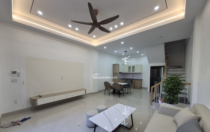 BÁN NHÀ ĐẸP 2.05 TỶ 3 TẦNG 45M2 NGÕ THẲNG NGẮN ĐƯỜNG VĂN CAO