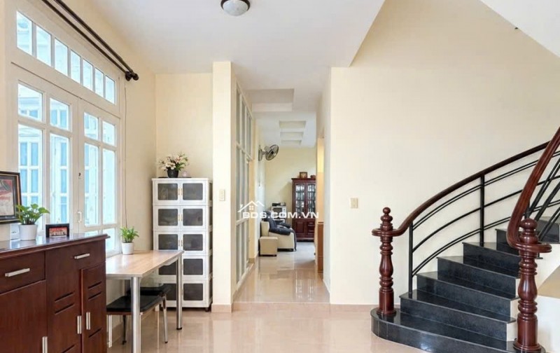 Bán nhà HXH Trần Bá Giao ngang 10m 210m2 Biệt thự sân vườn nơi Sài Thành chỉ 20.5 tỷ.