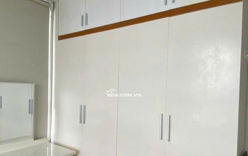 CẦN 1 BẠN NỮ SHARE PHÒNG CĂN HỘ MASTERI THẢO ĐIỀN CĂN GÓC VIEW SÔNG