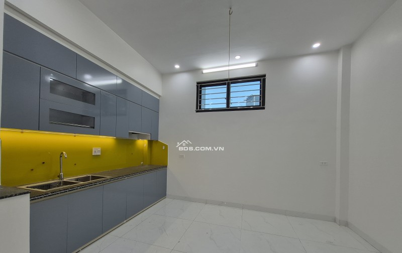 BÁN NHÀ 2.35 TỶ 3 TẦNG 45M2 NGÕ 10M RA ĐƯỜNG ĐÔ THỊ MỸ TRUNG