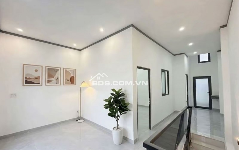 Nhà Không Liền Kề - Bửu Long - Biên Hoà .  Nhà Lầu Vừa Hoàn Thiện Siêu Lung Linh - Tặng full Nội Thất Dọn Vào Ở Ngay