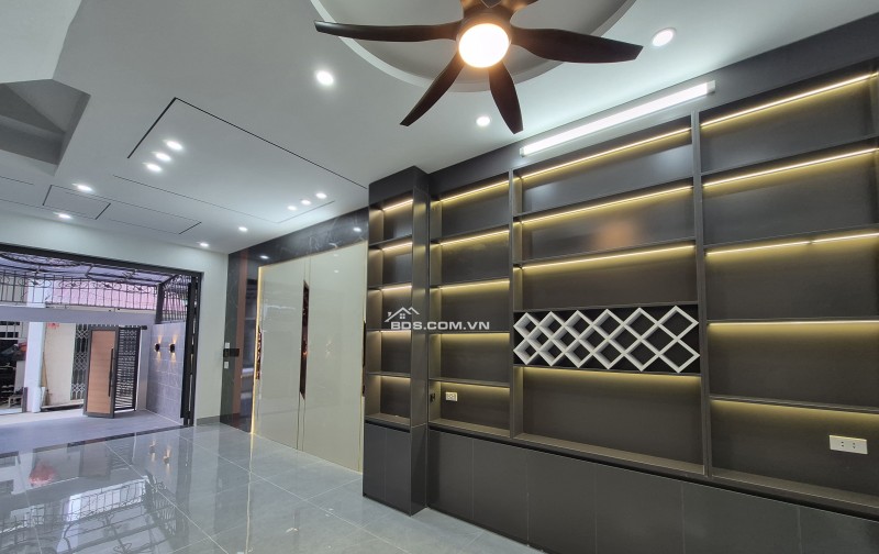 BÁN NHÀ SIÊU ĐẸP 3.8 TỶ 4 TẦNG 70M2 VỊ TRÍ ĐẸP NGAY ĐƯỜNG 52 MÉT