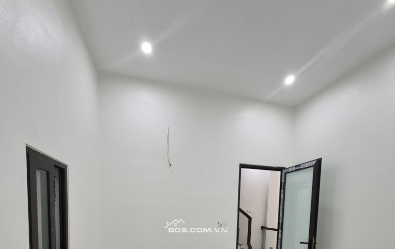 BÁN NHÀ ĐẸP GIÁ RẺ 1.55 TỶ 2 TẦNG 54M2 NGÕ TRẦN QUANG KHẢI