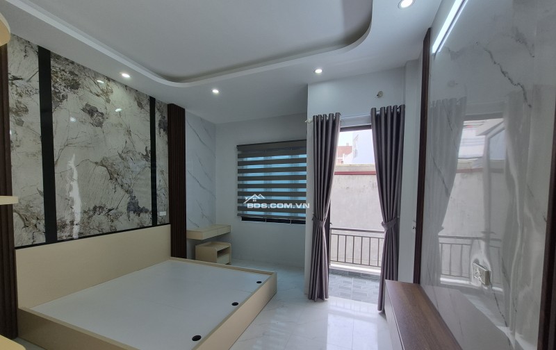 BÁN NHÀ ĐẸP 2.45 TỶ 3 TẦNG 52M2 ( TÂY NAM ) KHU SINH THÁI ĐẦM BÉT