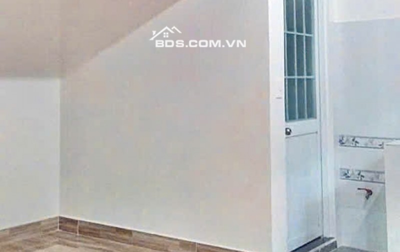 Giảm mạnh nhà mặt tiền TL 10m 76m2 ngang 5m gần chợ Phạm Văn Bạch ga T3 Tân Bình 5.99 tỷ.