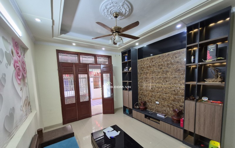 BÁN NHÀ  2.48 TỶ 3 TẦNG 54M2 NGÕ RỘNG NGẮN TRUNG TÂM KHU BÃI VƯỢT