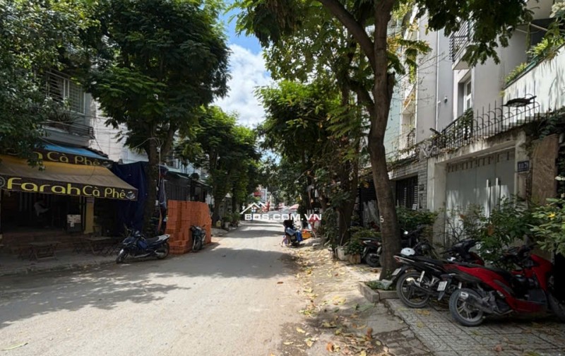 Bán đất tặng nhà hẻm 12m có vỉa hè Đặng Thùy Trâm 68m2(4x17) ngay ĐH Văn Lang 8 tỷ hơn