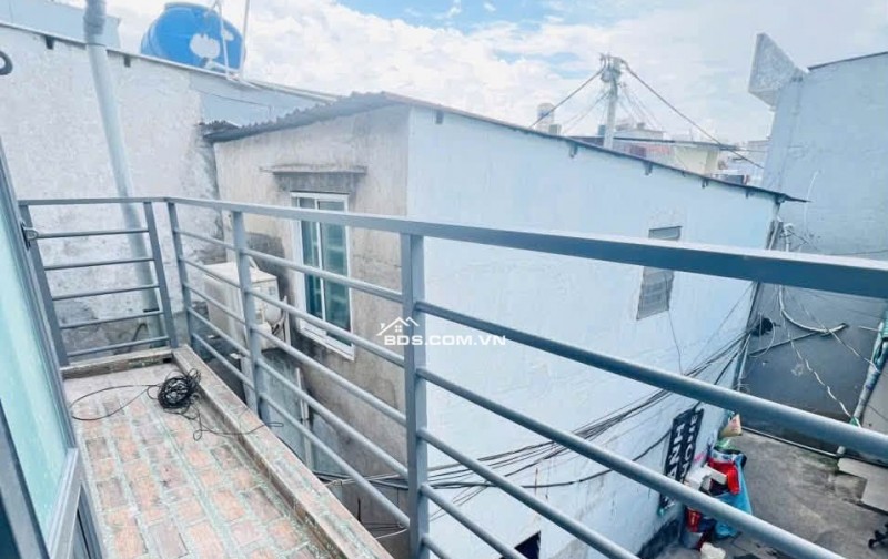vỡ nợ chính chủ cấn bán căn nhà mặt tiền hẻm shr 42m2 1 /nguyễn công hoan 2 tỷ3