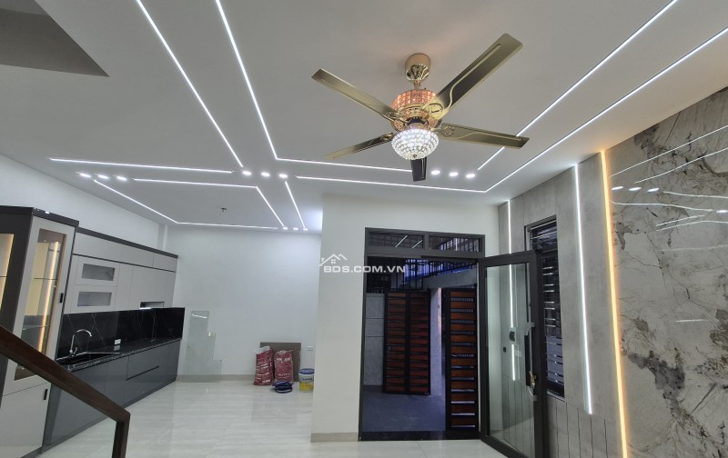 BÁN NHÀ SIÊU ĐẸP 3 TẦNG 46M2 HƯỚNG NAM NGÕ ĐƯỜNG KÊNH GIÁ 2.75 TỶ