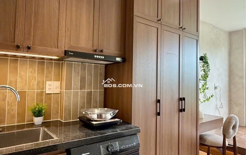 CHDV hẻm 254 Dương Quảng Hàm 150m2 ngang 5m 21PN 6 lầu T.máy TN 110tr gần Vin 19.5 tỷ.