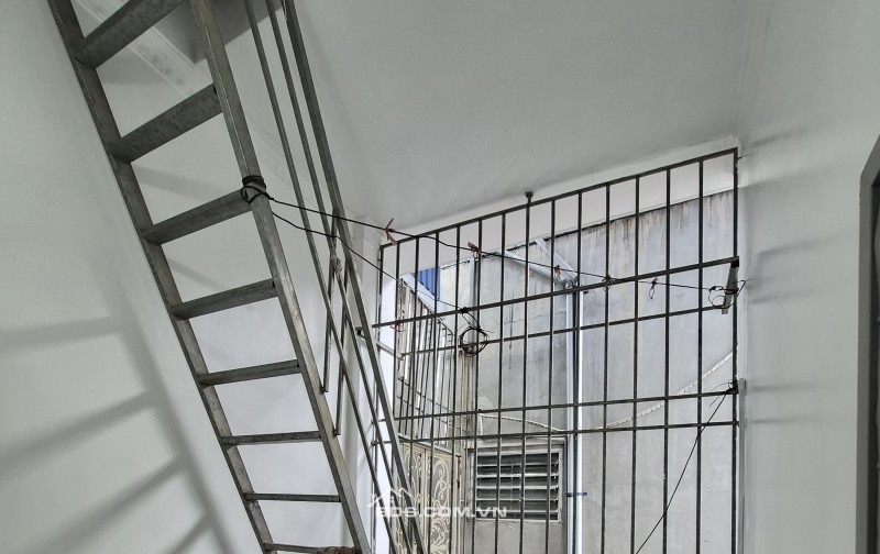 BÁN NHÀ ĐẸP 1.89 TỶ 2 TẦNG 52M2 NGÕ CỰC ĐẸP TÔ HIẾN THÀNH