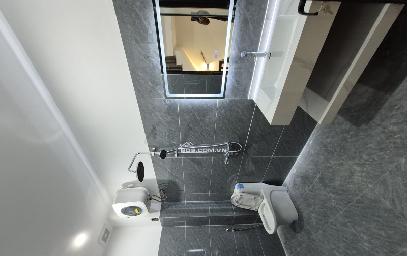 BÁN NHÀ 2.09 TỶ 3 TẦNG 61M2 NGÕ NGẮN KHU LỘNG ĐỒNG - VĂN CAO