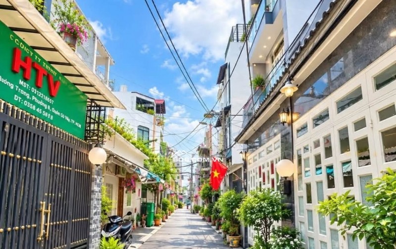 5,68 TỶ SỞ HỮU NHÀ MỚI 4 TẦNG – 2 MẶT HẺM XE HƠI NGAY QUANG TRUNG!