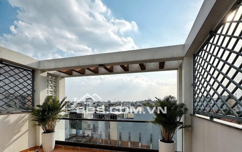 Nhà đẹp 5 lầu hẻm 496 Dương Quảng Hàm 82m2 ngang gần 5m tặng kèm T.máy vào ở ngay 14.5 tỷ.