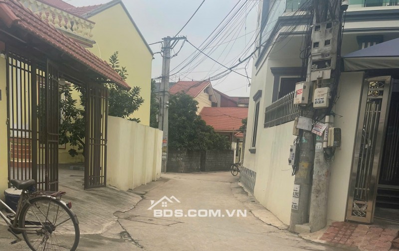 Cần bán mảnh đất tại thôn Lưu Xá, xã Thượng Phúc, Hà Nội. Giá 5x tr/m²