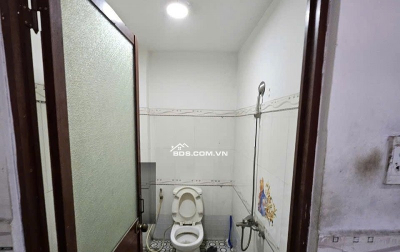 Bán nhà 1 trệt 2 lầu mặt tiền đường Hiệp Thành 26, Q12