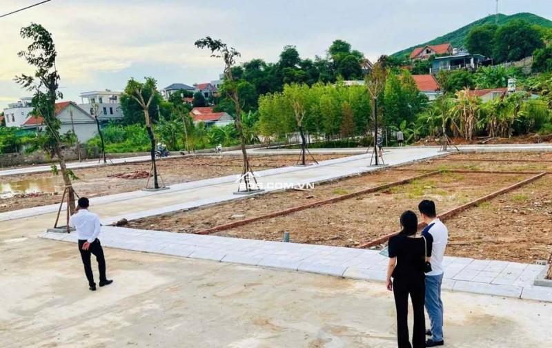 CHỈ NHỈNH 2 TỶ LÀM HÀNG XÓM VỚI VIN HẠ LONG XANH, 4 PHÚT DI CHUYỂN ĐẾN GA TOD
