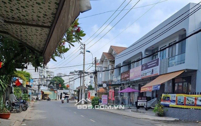 Bán nhà mặt tiền Nguyễn Tư Nghiêm Tp Thủ Đức giá 17 tỷ
