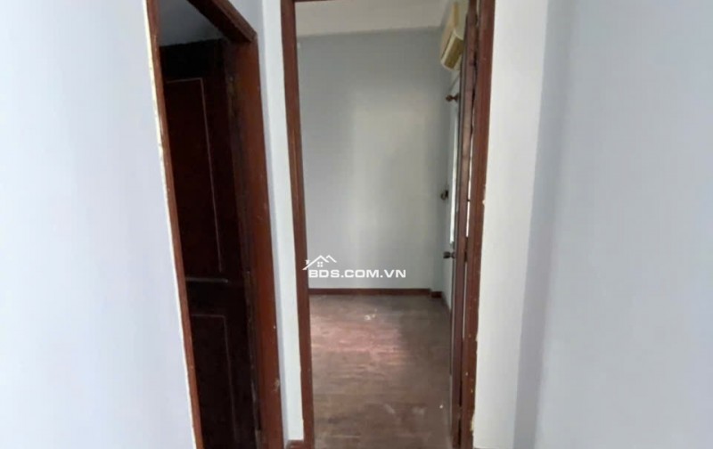 Bán nhà 2 mặt hẻm ô tô đường Yên Thế  Tân Bình giá 14,7 tỷ