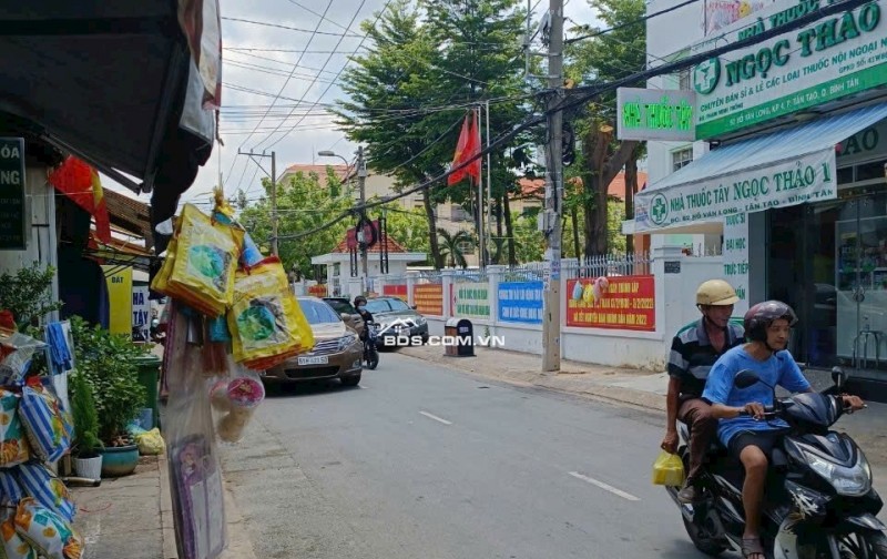 Cần bán nhà + dãy trọ 190 m tặng thêm 30 m đã xây thêm 1 phòng