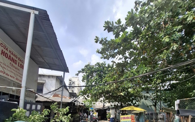 Bán đất hẻm ô tô đường Ung Văn Khiêm Bình Thạnh cũ giá 18 tỷ