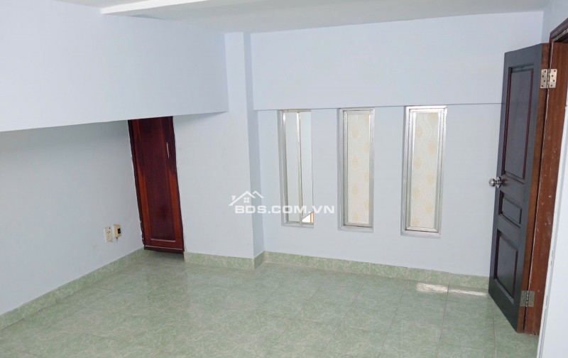Bán chung cư 48m2 gần trường học, chợ, siêu thị và các TTTM