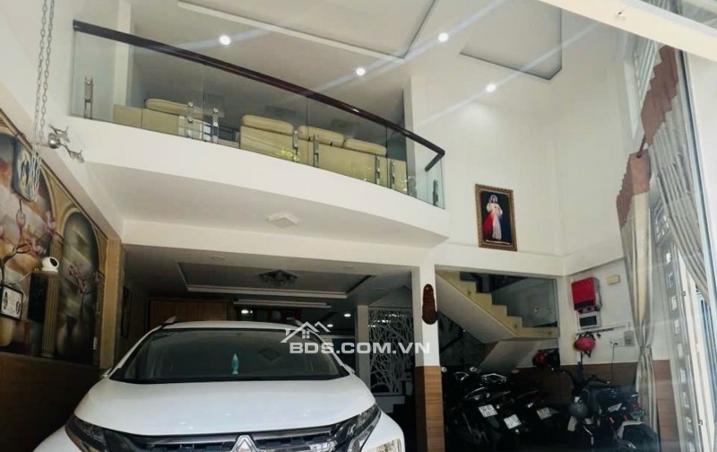 SIÊU PHẨM CĂN LÔ GÓC NỘI THẤT ĐẸP, HẺM XE HƠI 7 CHỖ 6M NGỦ LUÔN TRONG NHÀ, DỌN VÀO Ở NGAY