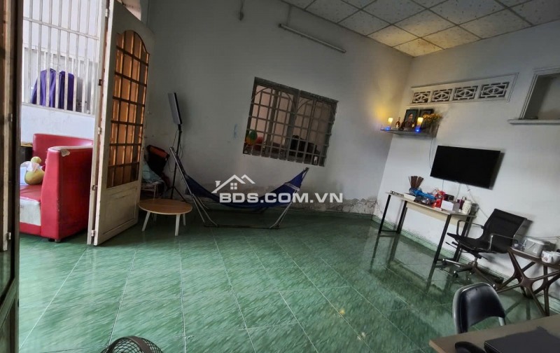 3.3 TỶ  140M2_ NGANG 8.5M2 CỰC HIẾM _ XÂY DỰNG ĐƯỢC 5 TẦNG _ KO LỘ GIỚI _ KO QUY HOẠCH