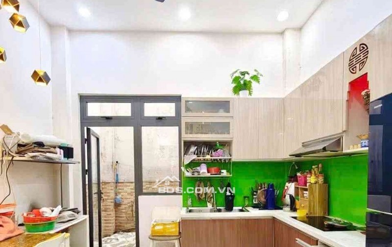 Chủ  Kẹt Bán Gấp Nhà 70M2 - 2 Tầng, 5PN - 2WC -  Bình Trị Đông, Cách Aeon Bình Tân 10 Phút - 3,9 Tỷ